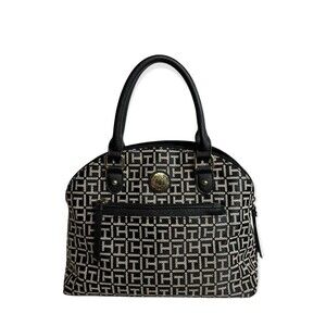 ❤️  Black Tommy Hilfiger purse ❤️